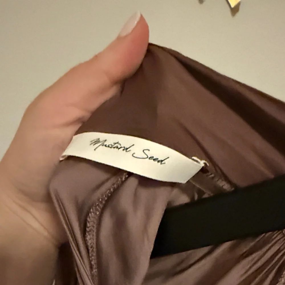 Mustard Seed Chocolate Brown Long-Sleeve Ruffle Tiered Dress - Picture 4 of 4